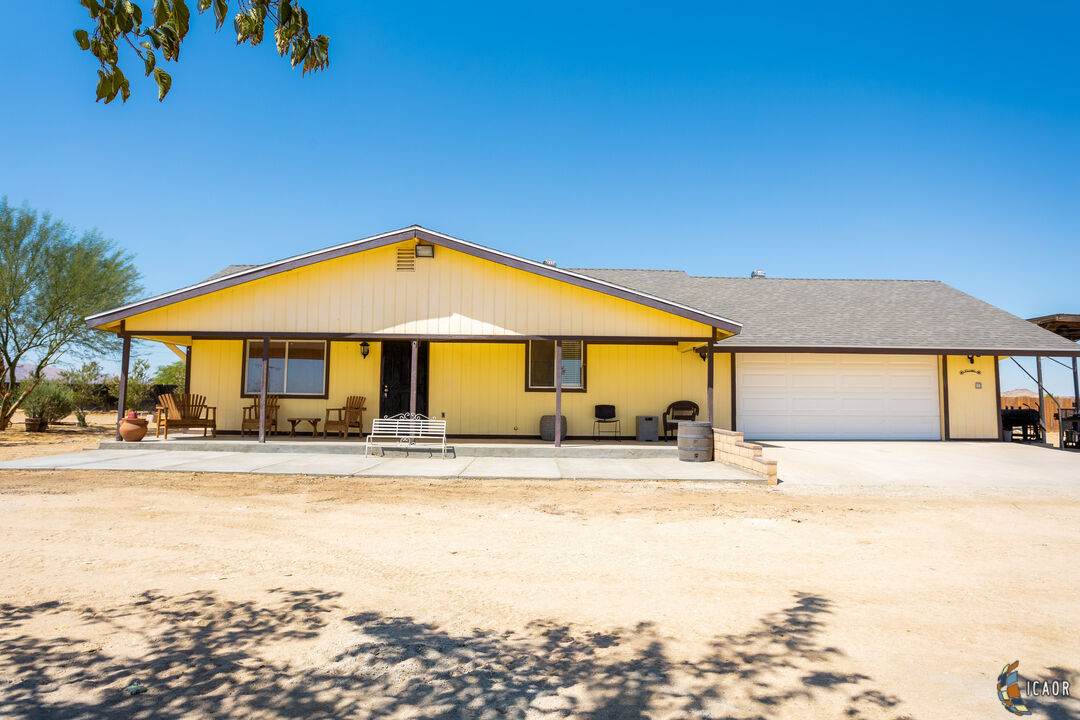 64616 E Broadway - Photo 1