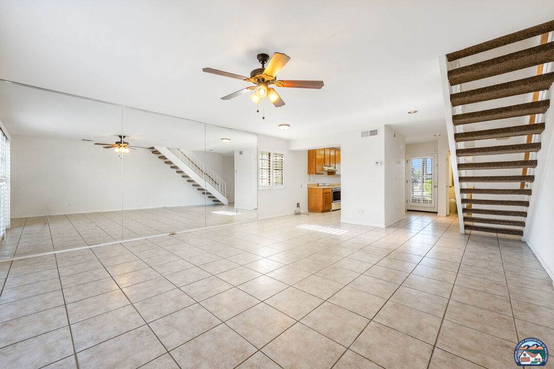 1118 8th St - Photo 1