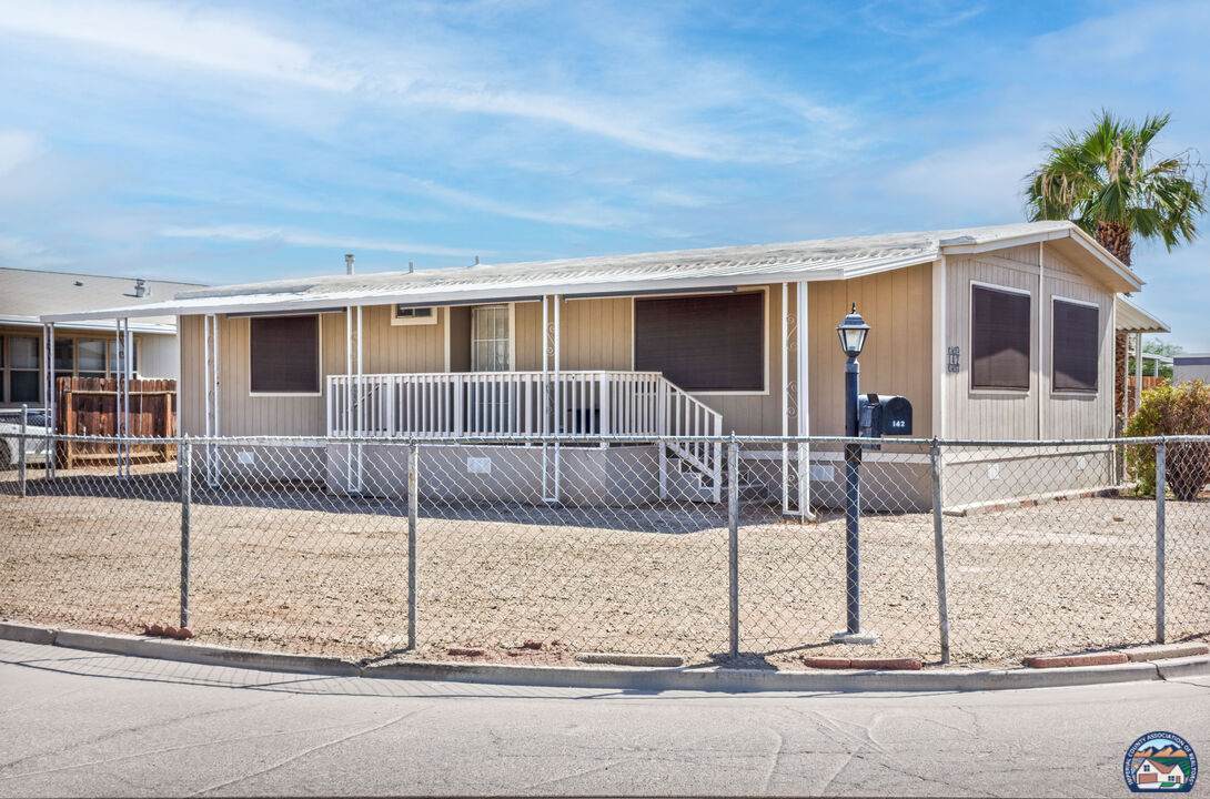 1850 Lincoln Ave - Photo 1