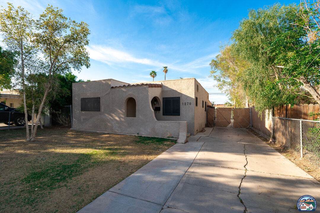 1270 Brighton Ave - Photo 1