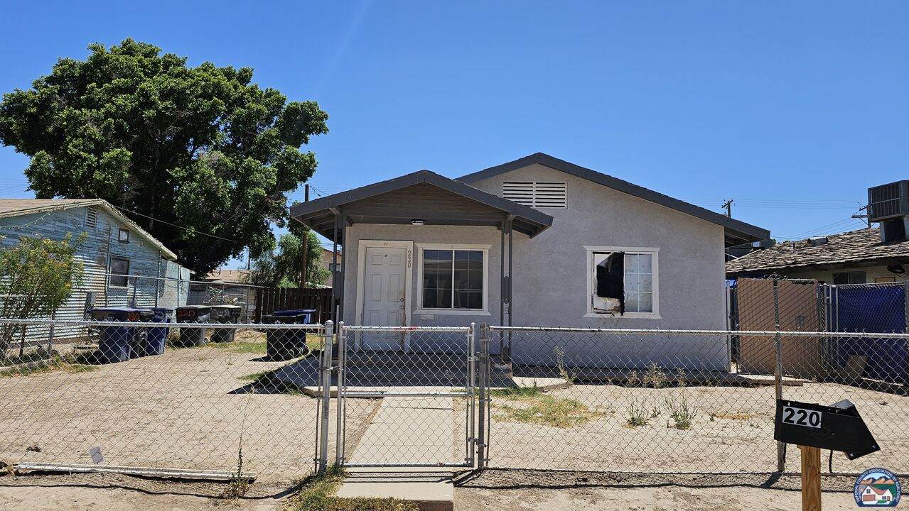 220--222 A St - Photo 1