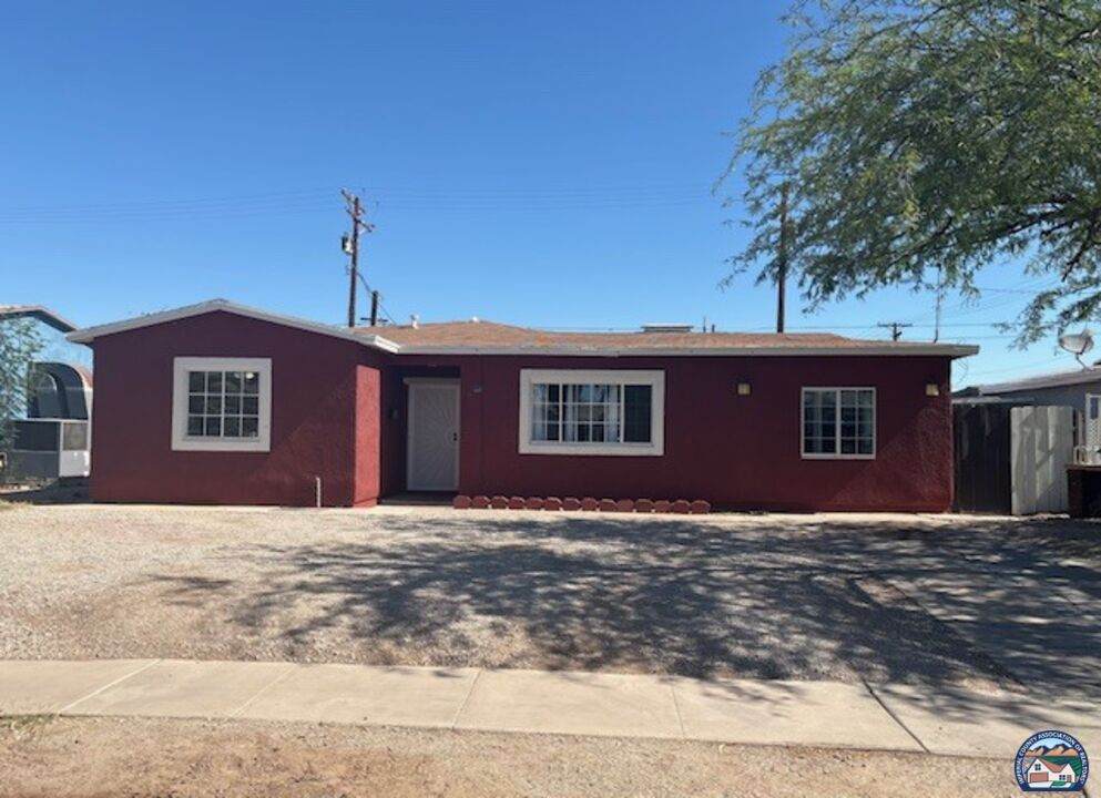 616 Smoketree Dr - Photo 1