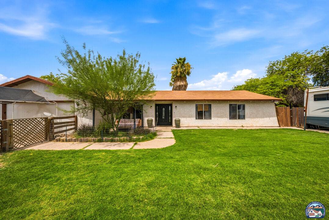 2015 Erwin Rd - Photo 1