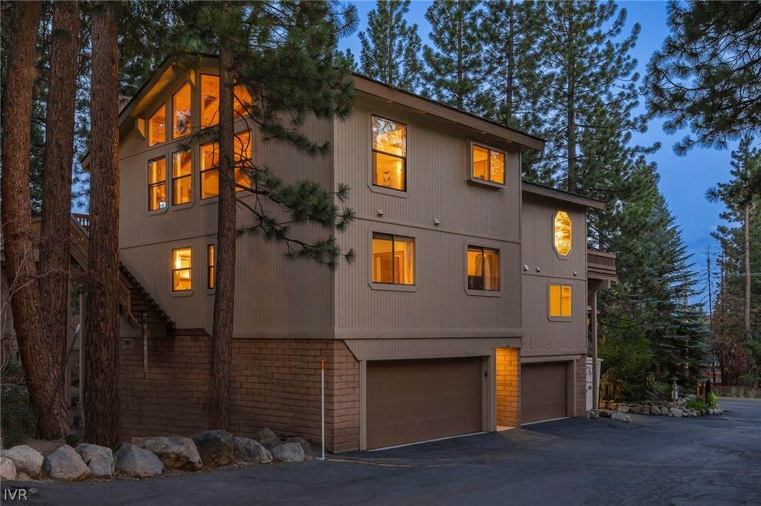 830 Oriole Way - Photo 1