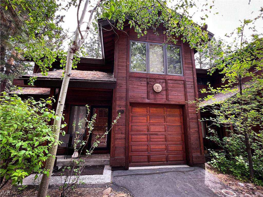 929 Northwood Boulevard - Photo 1
