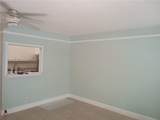 130 Lyndhurst - Photo 13