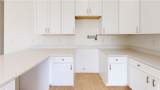 8516 102nd Court - Photo 4