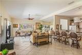 512 7th Square - Photo 4