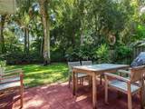 711 Royal Palm Place - Photo 21