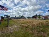 1050 Starfire Street - Photo 2