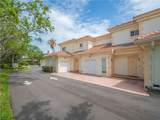 560 7th Square - Photo 5
