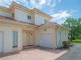 560 7th Square - Photo 7