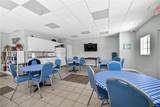 568 7th Square - Photo 30