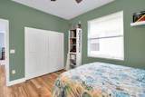 325 Hawthorne Lane - Photo 14