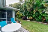 325 Hawthorne Lane - Photo 19