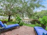 536 7th Square - Photo 1