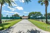1640 42nd Circle - Photo 15