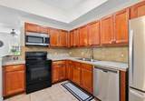 544 7th Square - Photo 13