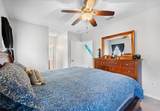 544 7th Square - Photo 18