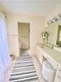 711 Royal Palm Place - Photo 15