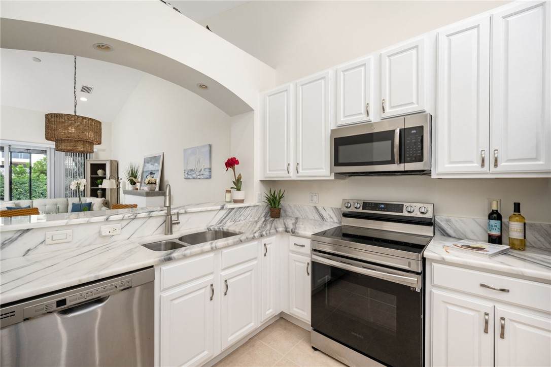 1639 Baseline Lane - Photo 1