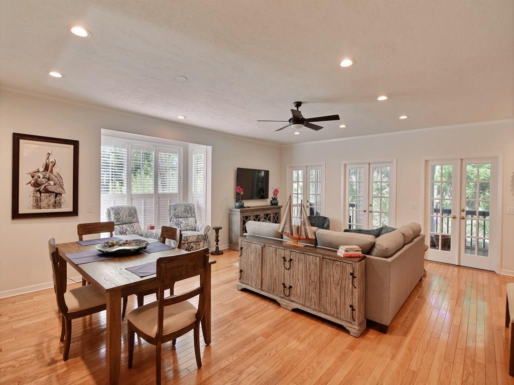 1300 Ivy Court - Photo 1