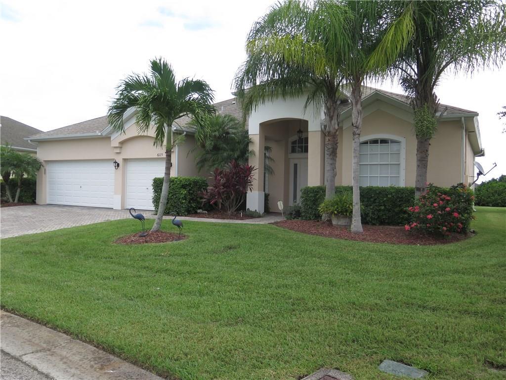 609 Tangelo Circle - Photo 1