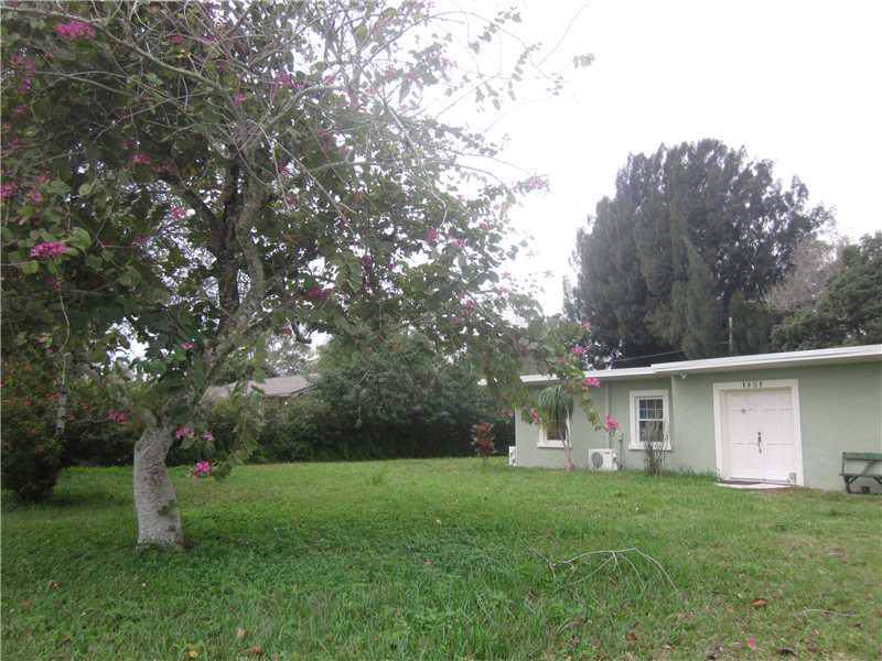 1851 33rd Avenue - Photo 1