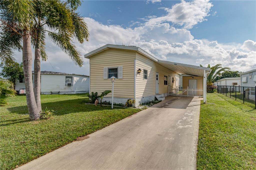 860 Cashew Circle - Photo 1