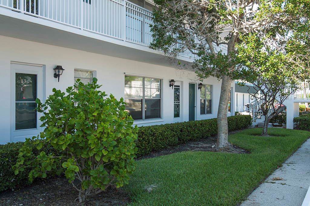 2800 Indian River Boulevard - Photo 1