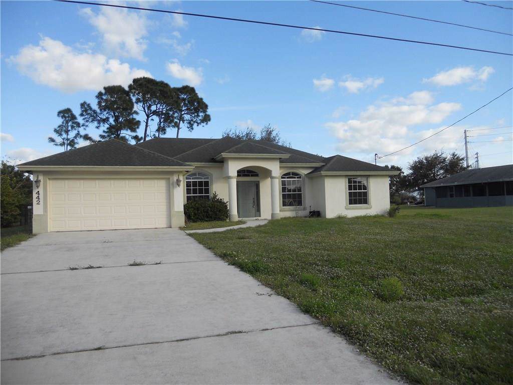 442 Tulip Boulevard - Photo 1