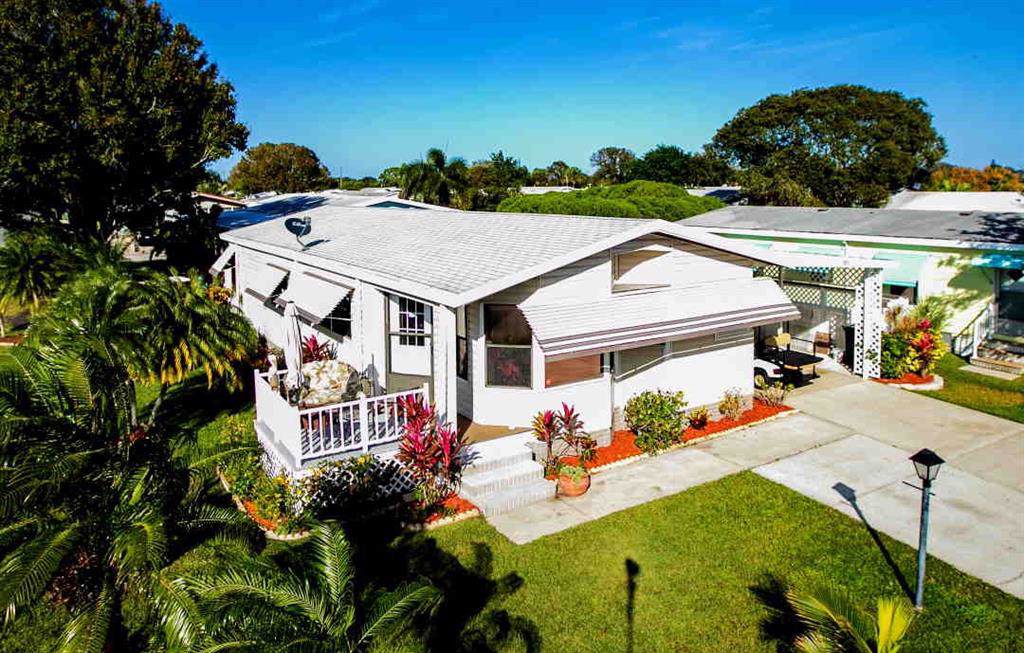 351 Dolphin Circle - Photo 1