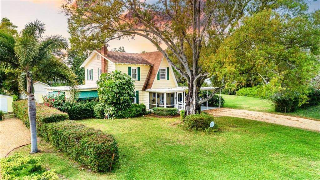 1945 38th Avenue - Photo 1