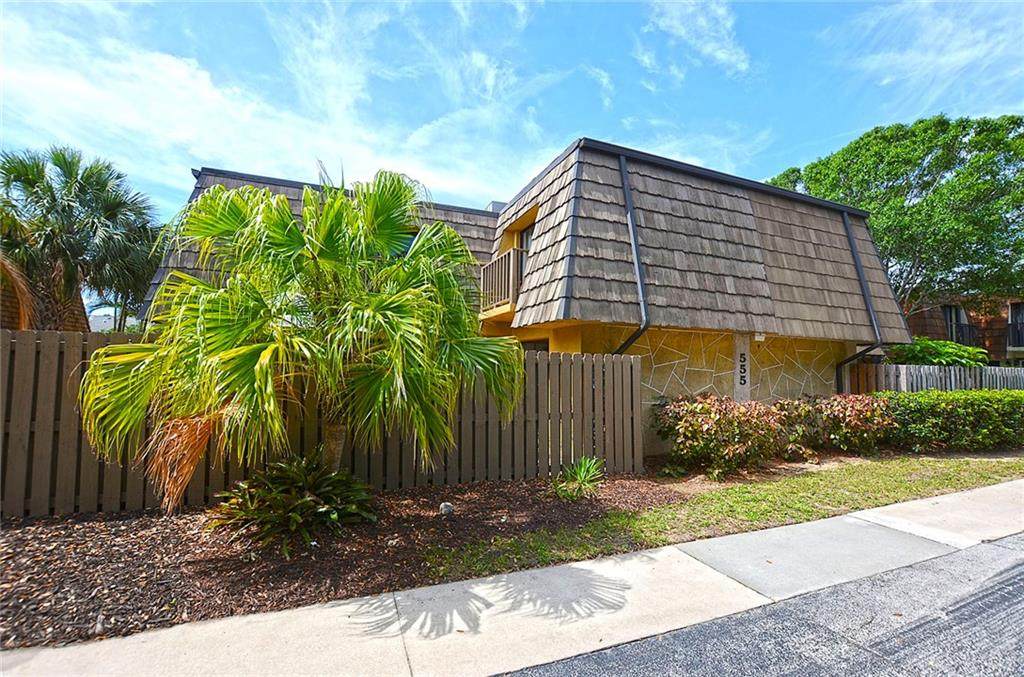 555 Tropic Lane - Photo 1 555 Tropic Lane - Photo 1