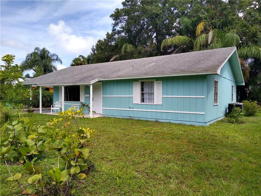 1720 32nd Avenue - Photo 1