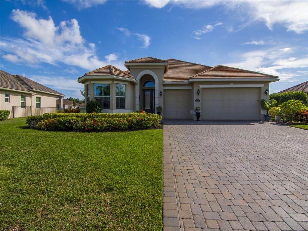 7600 Mesetta Way - Photo 1