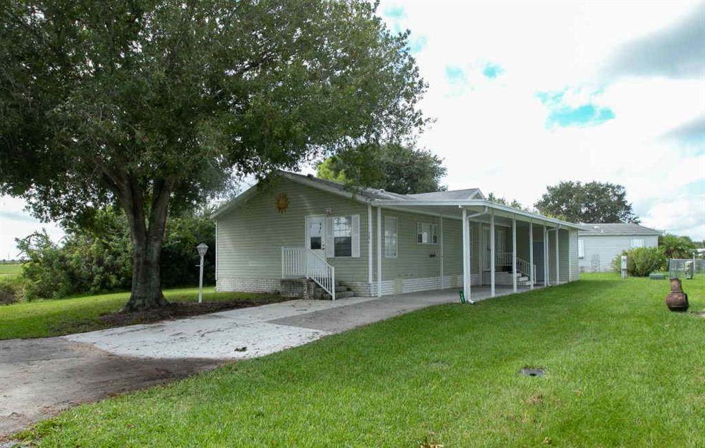 701 Lark Drive - Photo 1