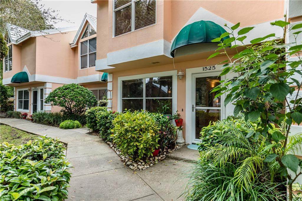 1525 Coral Oak Lane - Photo 1