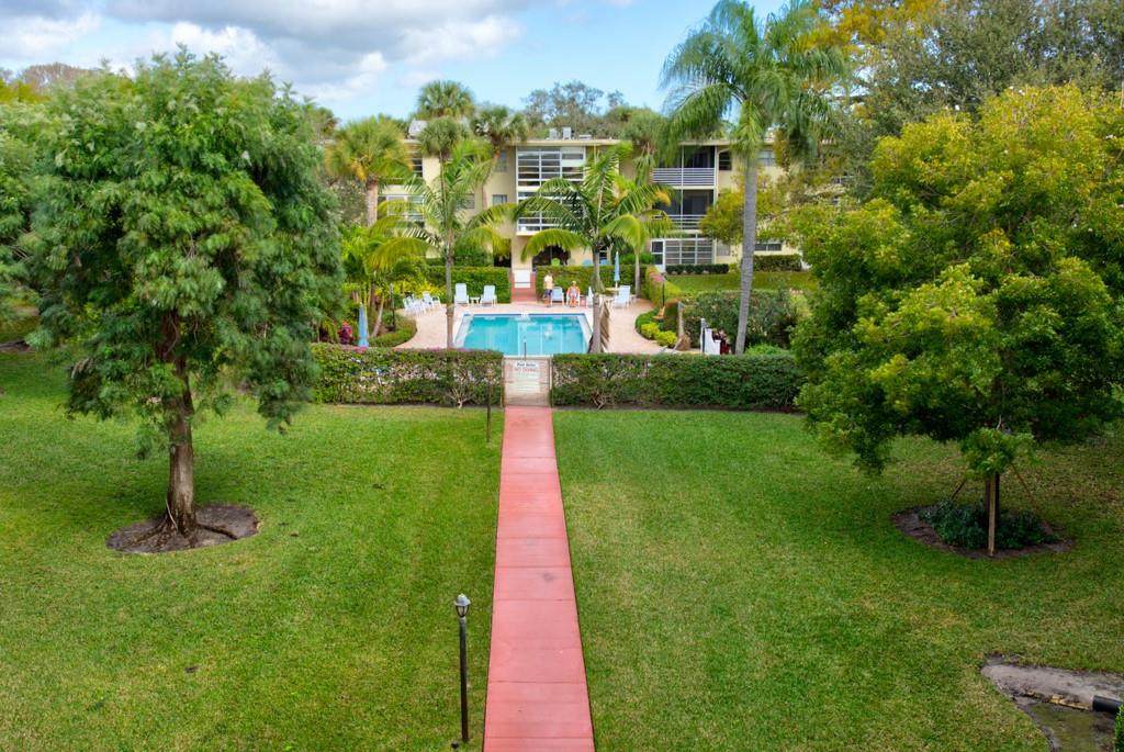 1100 Ponce De Leon Circle - Photo 1