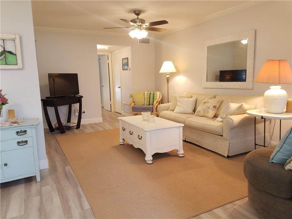 58 Woodland Drive - Photo 1