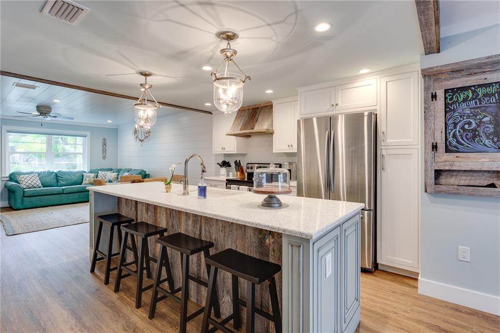 845 Camelia Lane - Photo 1