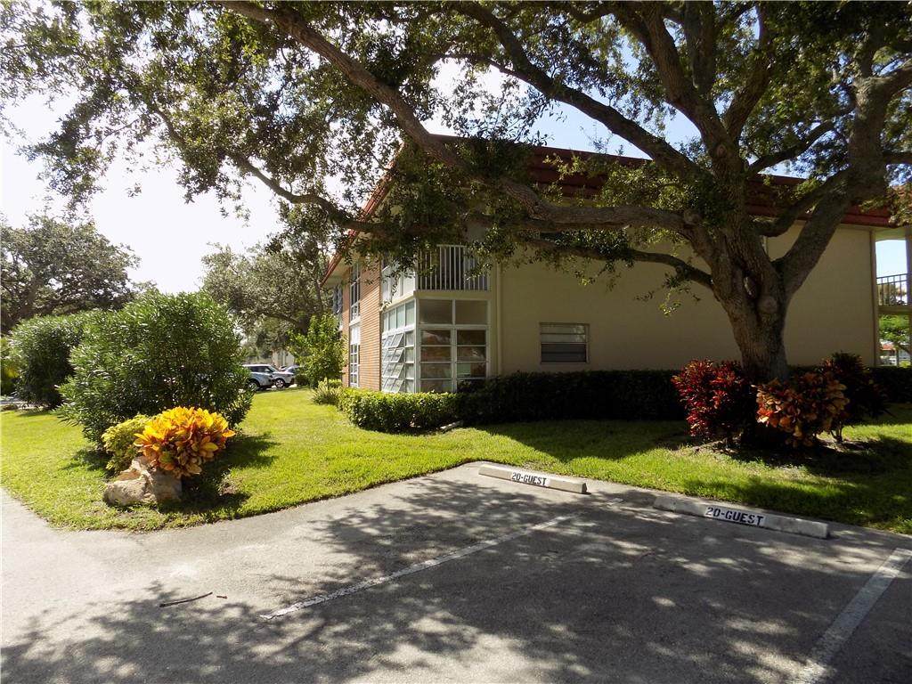20 Pine Arbor Lane - Photo 1