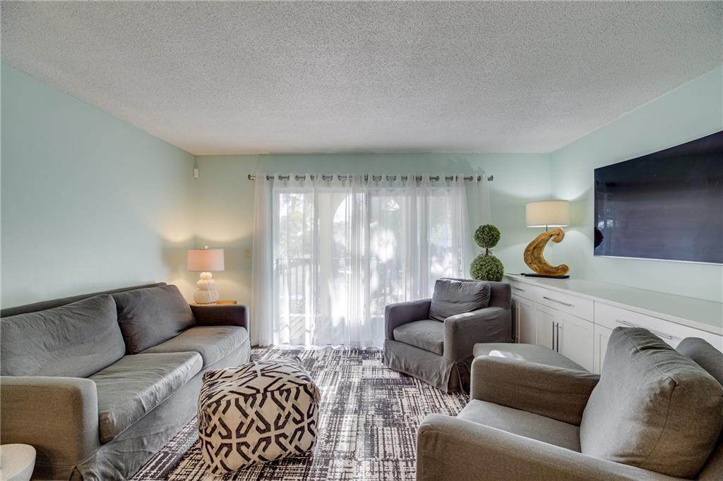 835 18th Street - Photo 1