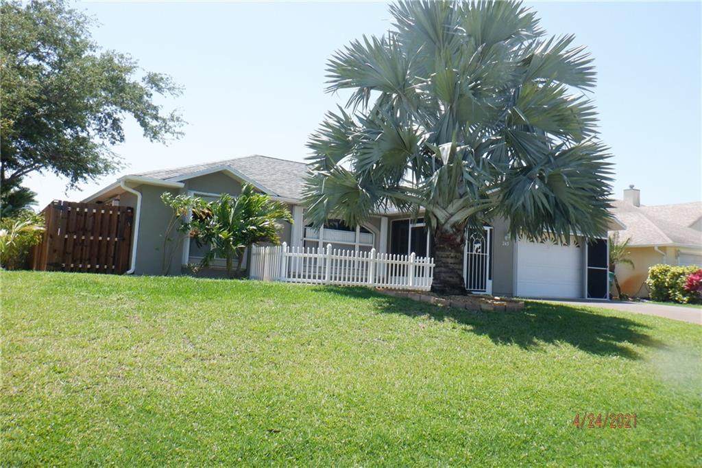 243 Dickens Avenue - Photo 1