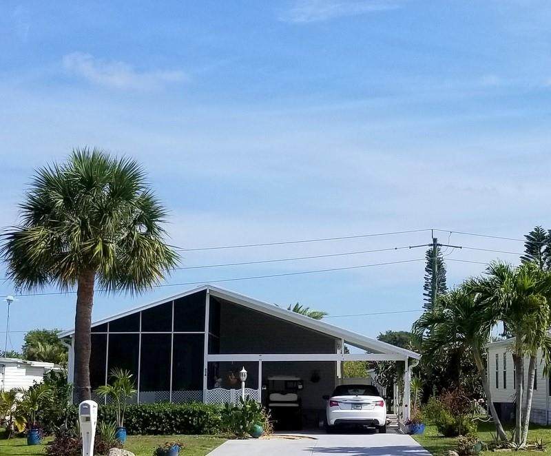 624 Barefoot Boulevard - Photo 1