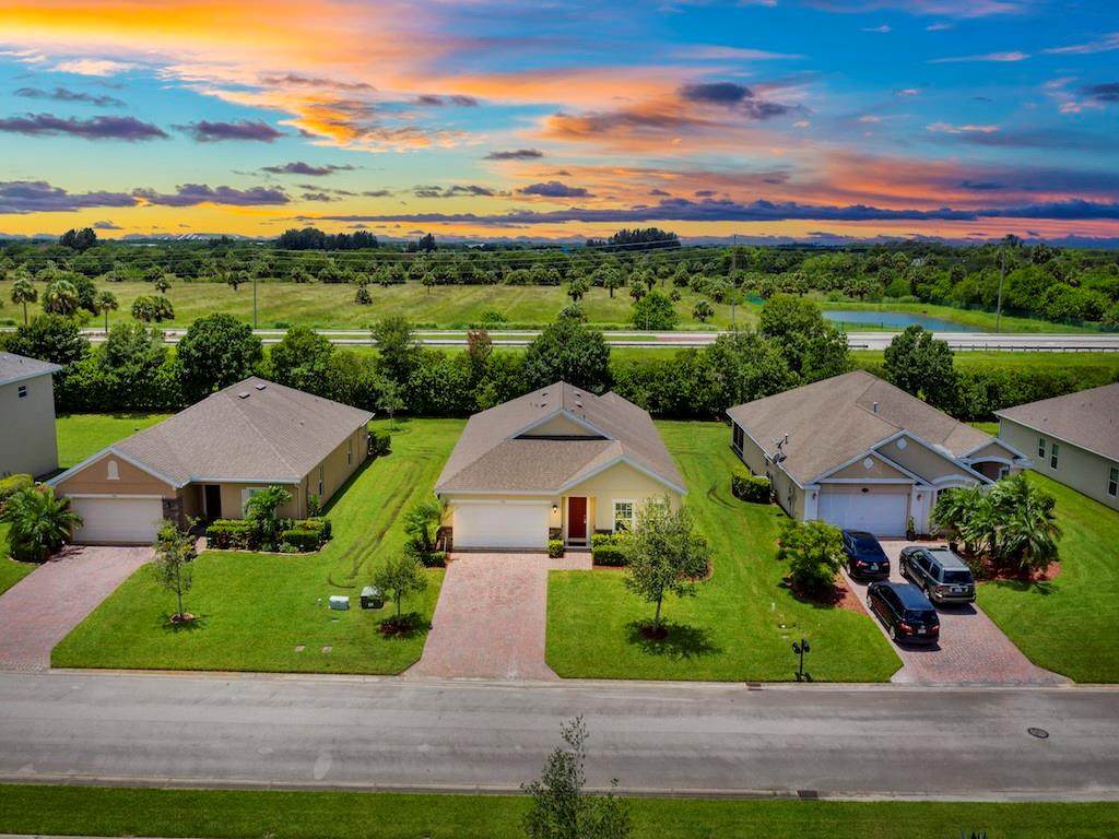 535 Valencia Circle - Photo 1