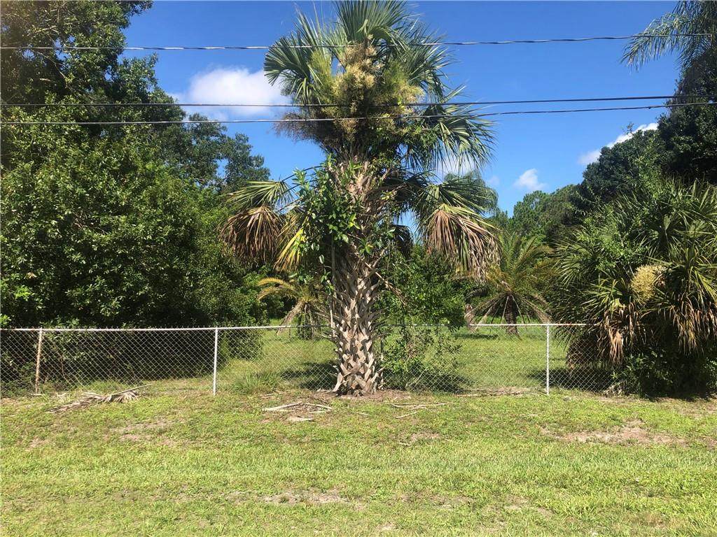 8775 91st Court - Photo 1
