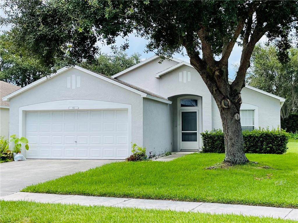 953 13th Square - Photo 1