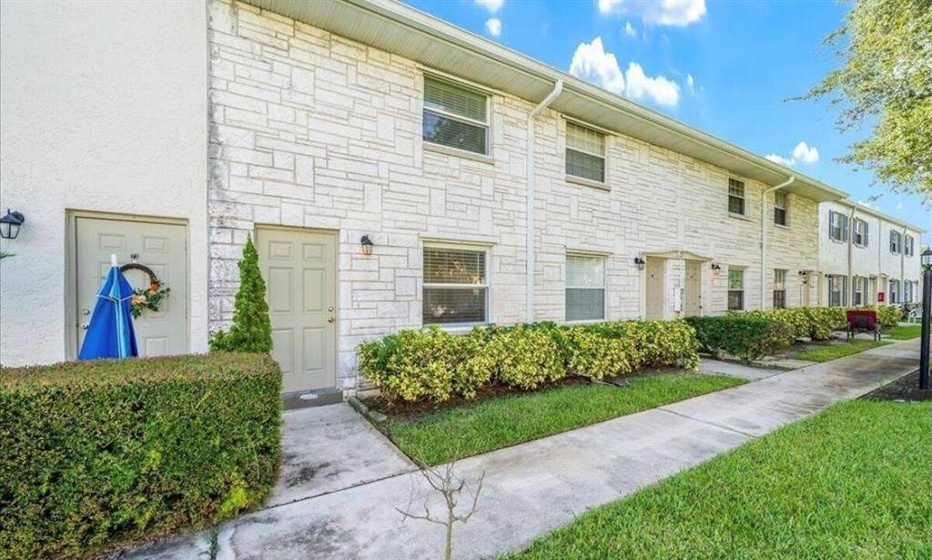 55 Needle Boulevard - Photo 1