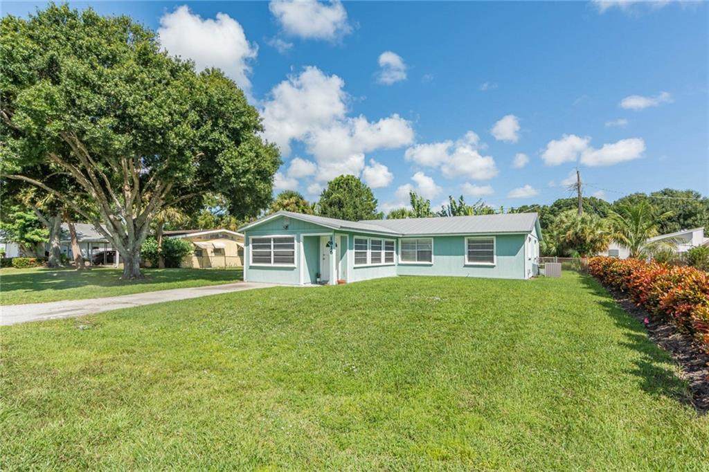 1816 5th Street - Photo 1
